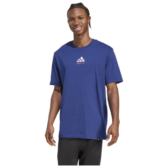 Adidas Ανδρική κοντομάνικη μπλούζα Memories of Sport Gallery Graphic Tee Adidas Ανδρική κοντομάνικη μπλούζα Memories of Sport Gallery Graphic Tee